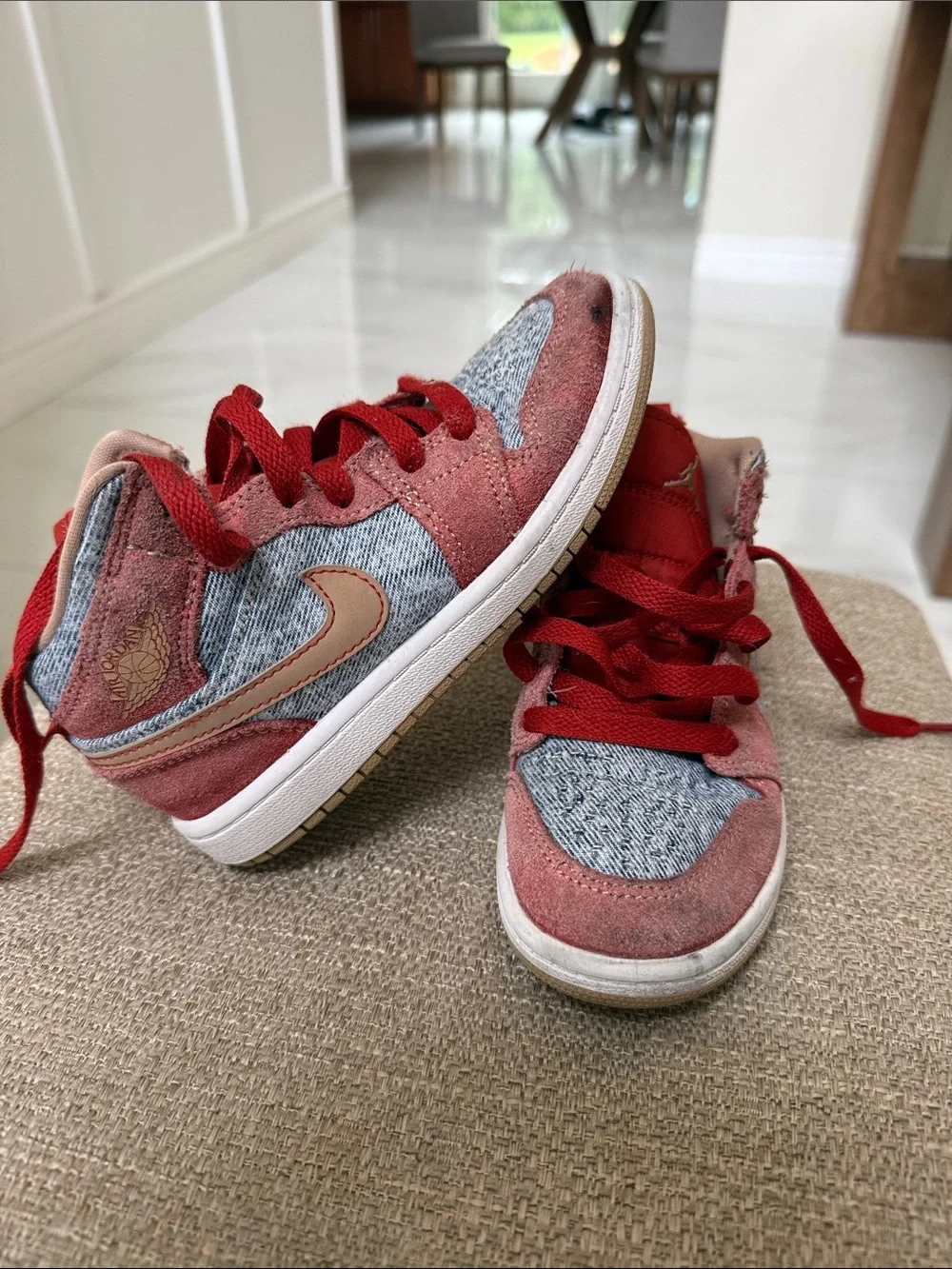 Nike Kids Red and Gray Low-Top Sneakers with Gold Swoosh